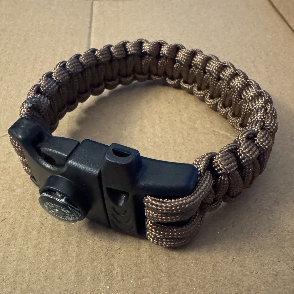 New Emergency Survival Bracelet with Whistle and Compass, Brown